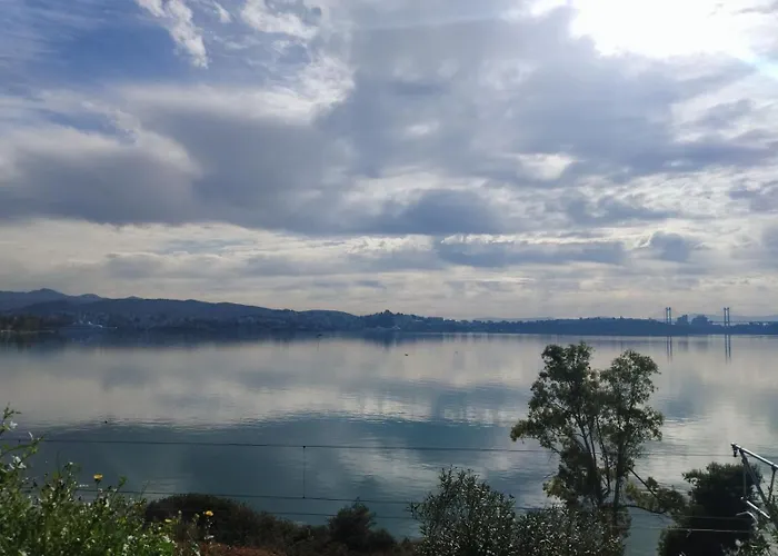 Anna's Sea View Apartment *